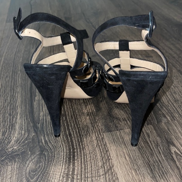 Suede Valentino Garavani Pumps - Picture 5 of 7